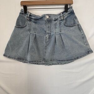 RILEY & JAMES Light Wash Denim Mini Skirt Size Large